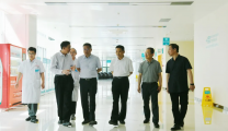 中国中医科学院首席研究员、中国针灸学会会长喻晓春莅临潍坊市益都中心医院调研指导工作